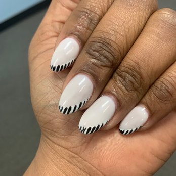 nail salons open sunday near me