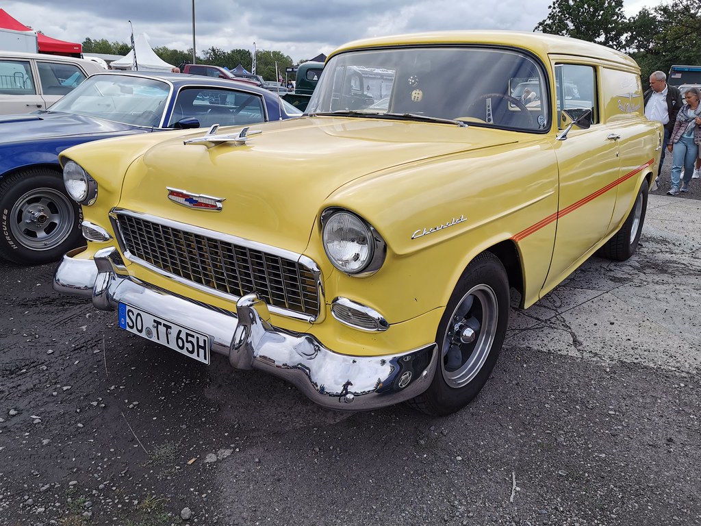 yellow car recklinghausen