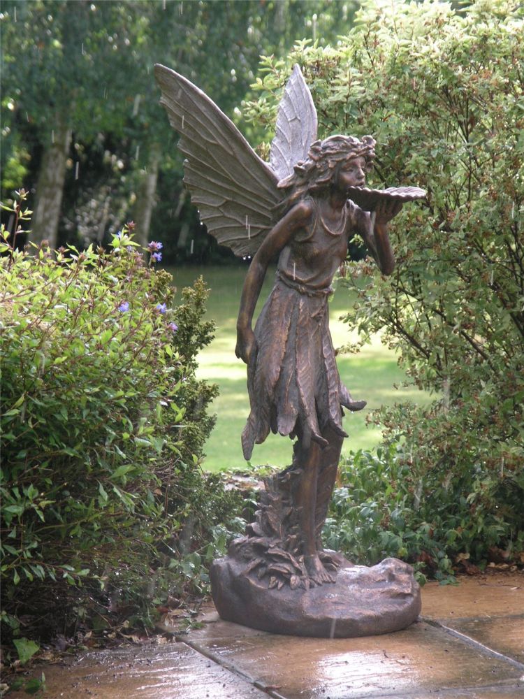 extra large garden sculptures uk