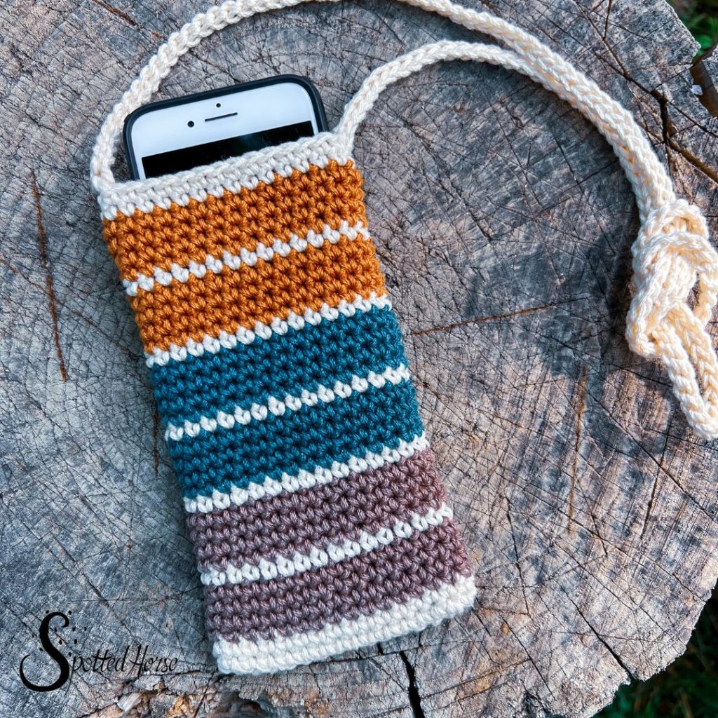 yarn phone case