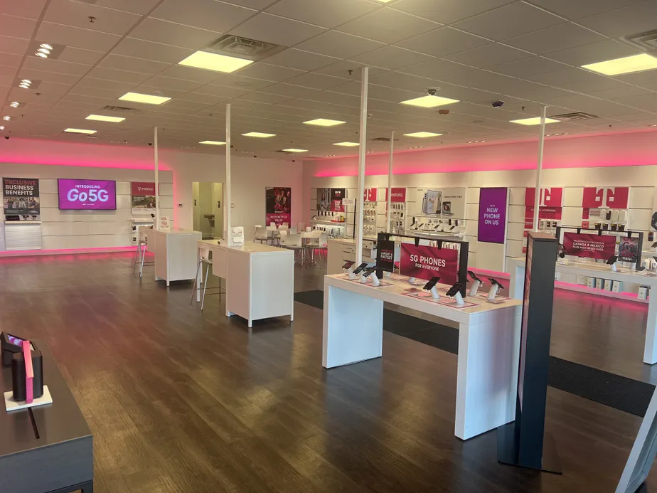 t mobile des moines wa