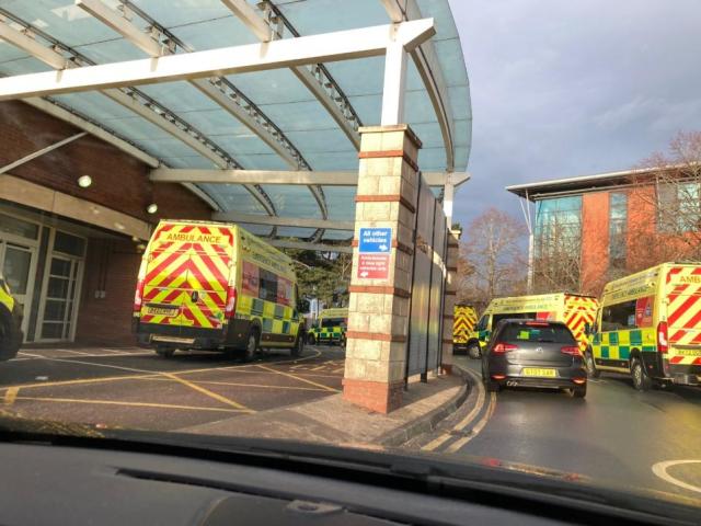 live a&e waiting times worcester