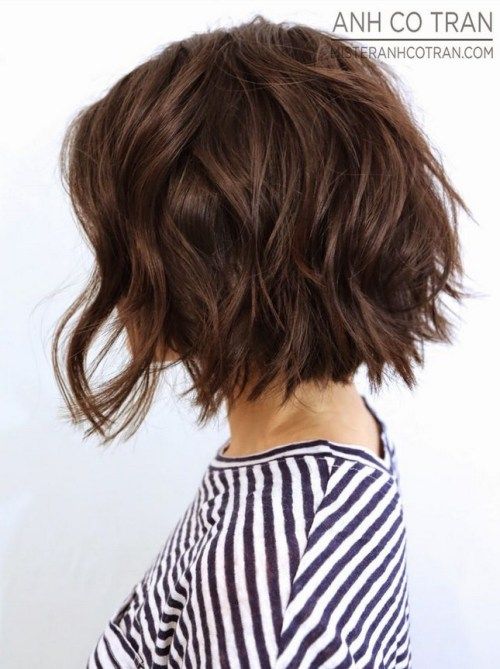 wavy bob haircut