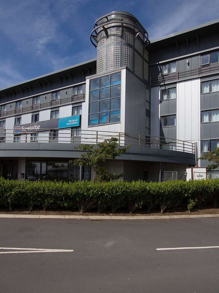 travelodge blackpool north pier