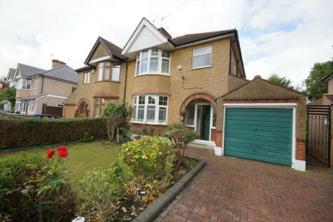 3 bedroom house to rent in pinner