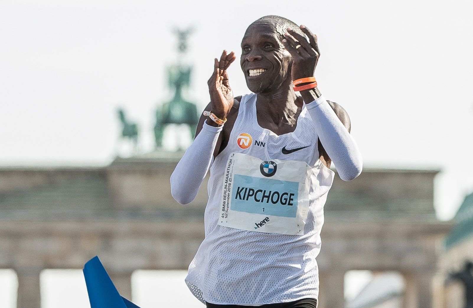 eliud kipchoge marathon pace mph