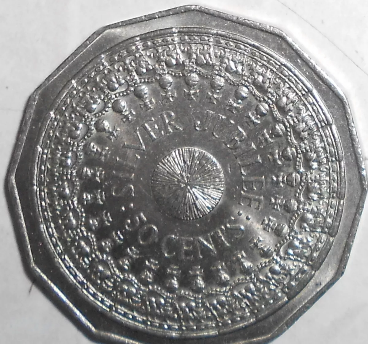 1977 silver jubilee 50 cent coin