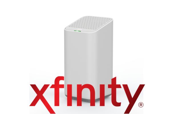 xfinity box flashing green