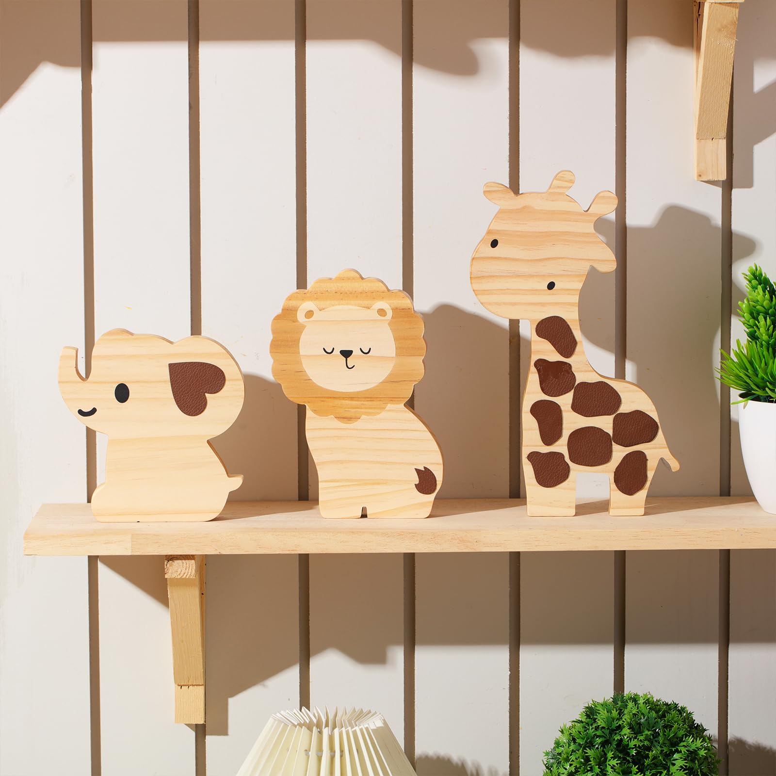 animal nursery decorations