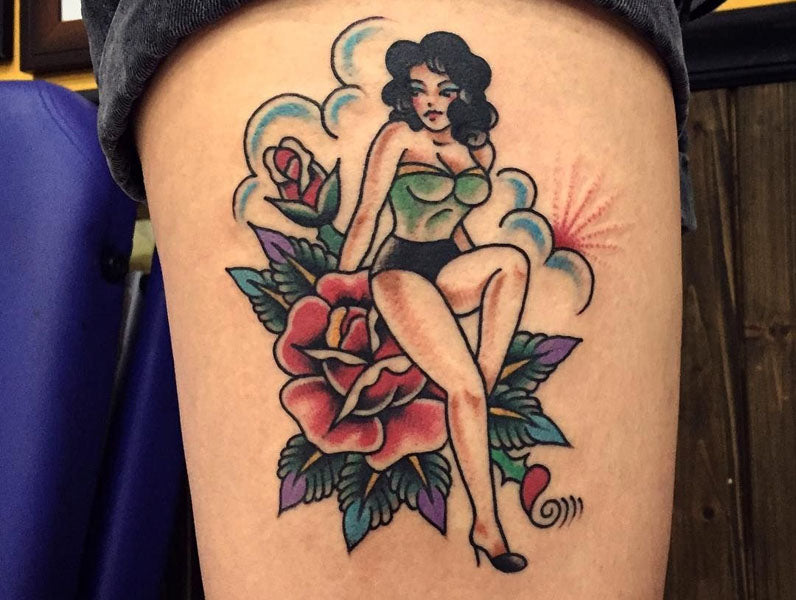 année 50 tatouage pin up femme