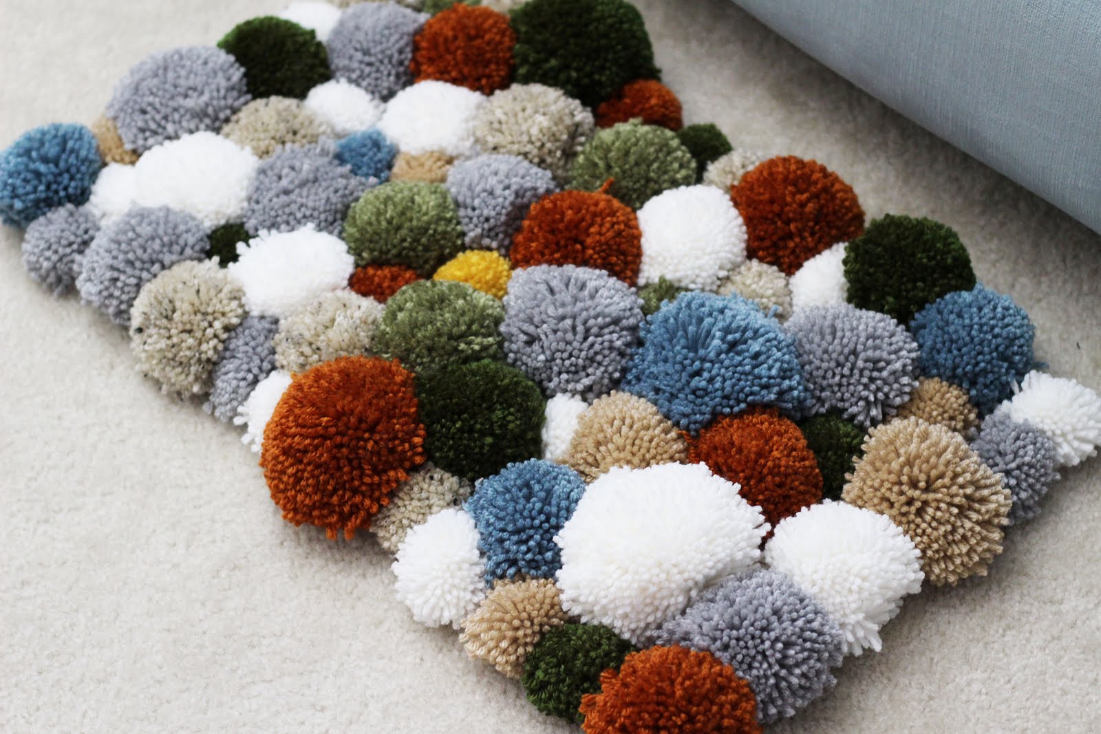 pom pom carpet