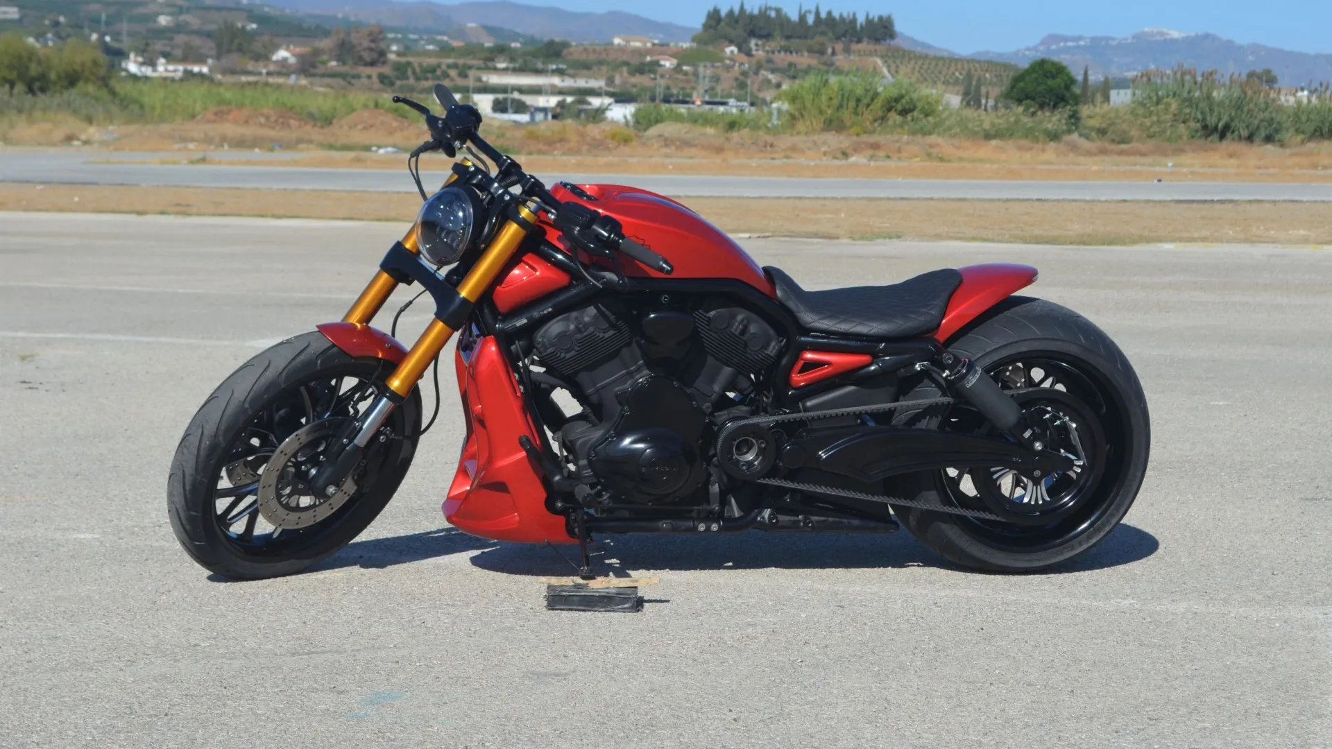 moto aventador harley davidson