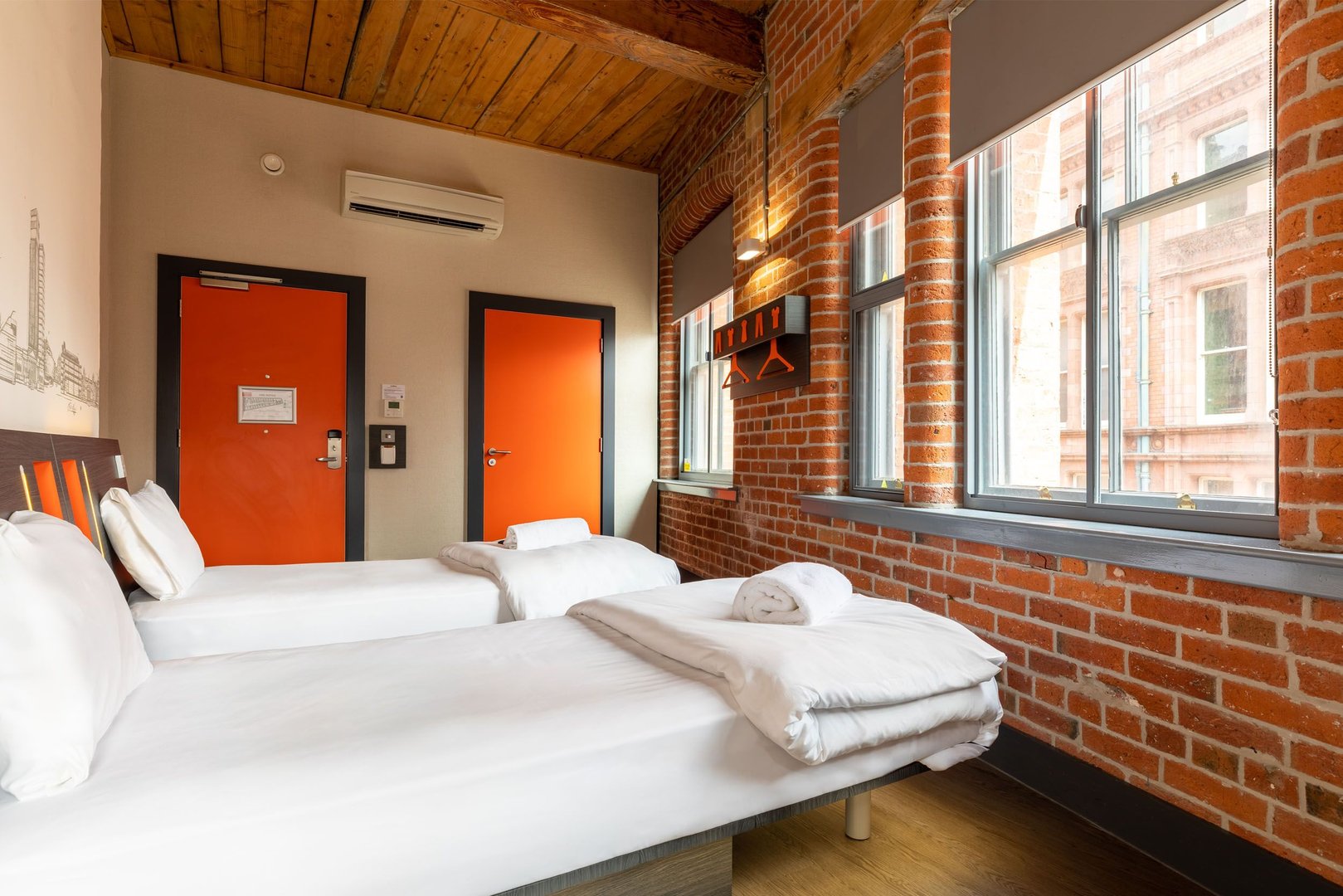 easyhotel manchester city centre