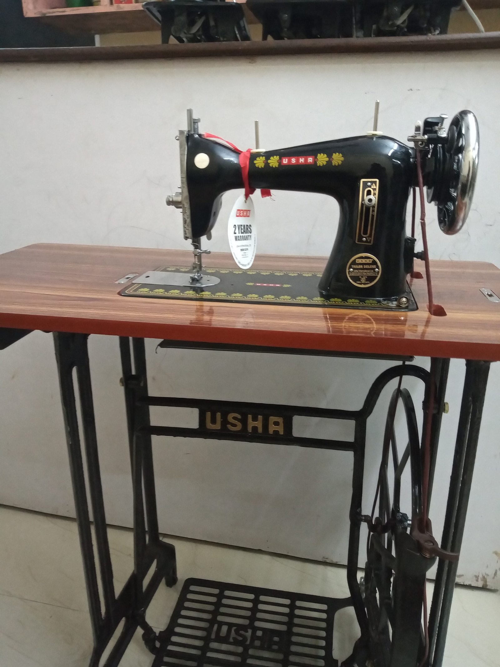 usha tailoring machine