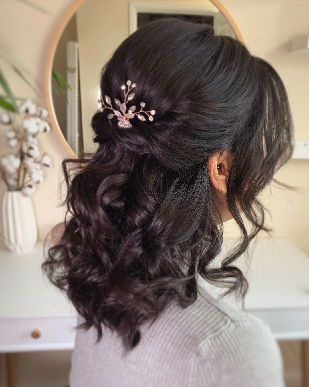 party hairdo for medium hair