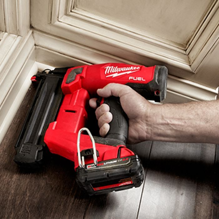 milwaukee brad nail gun