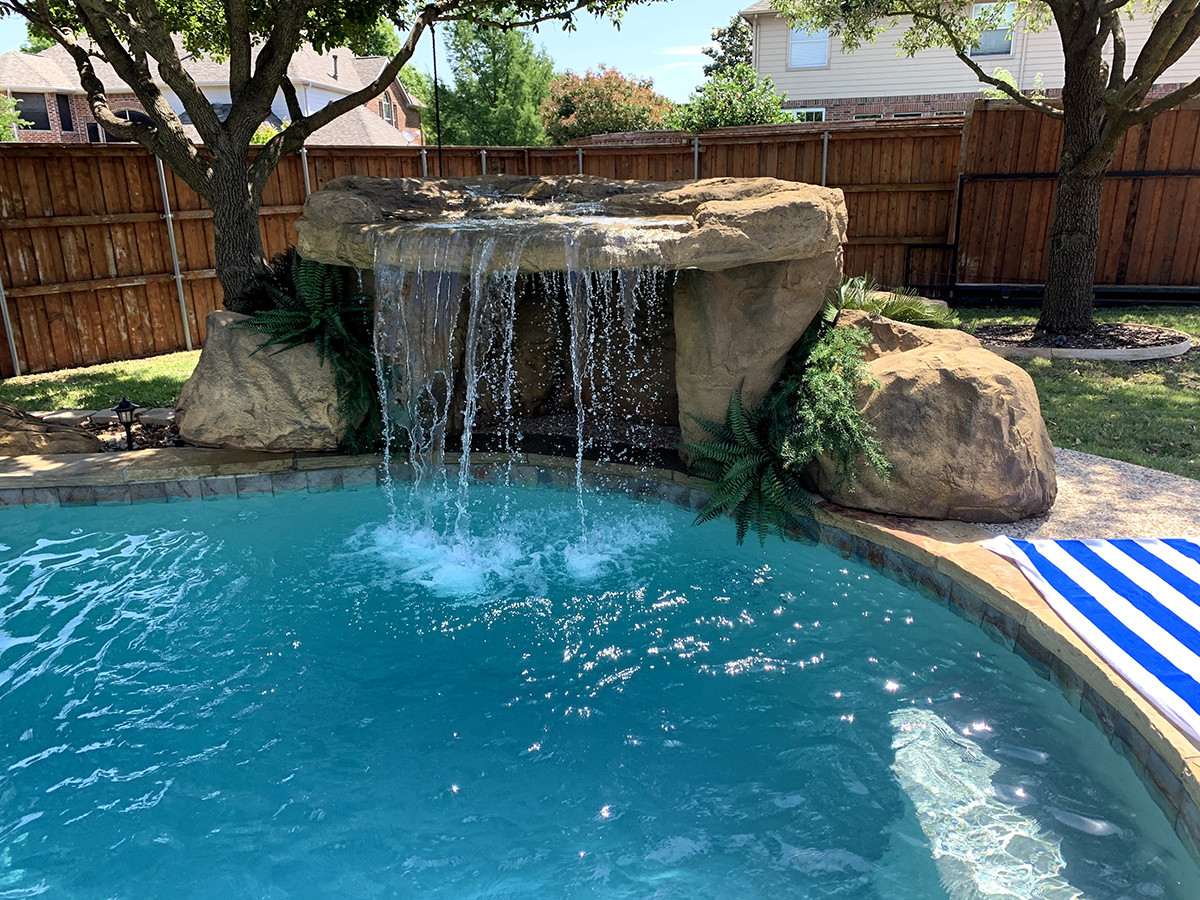 pool fountains and waterfalls