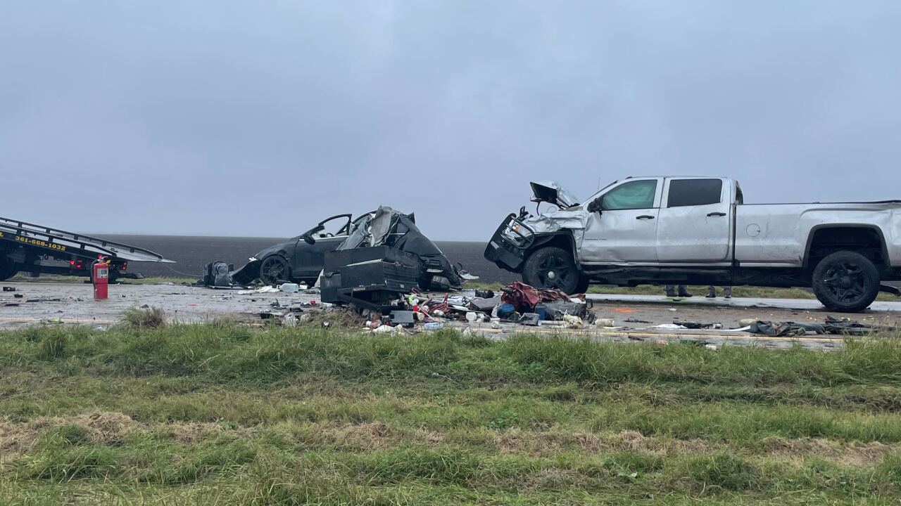 kris 6 news car accident