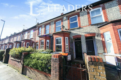 2 bedroom house to rent in dunstable