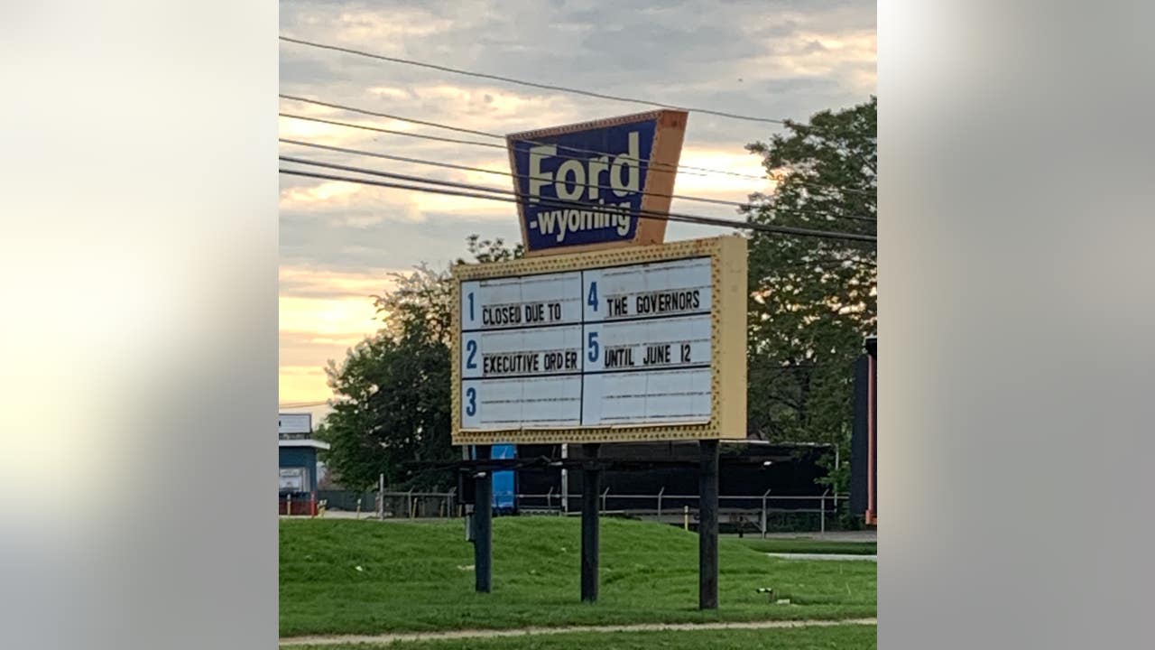 renfield showtimes near ford-wyoming drive-in