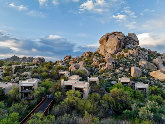 cave creek hotels