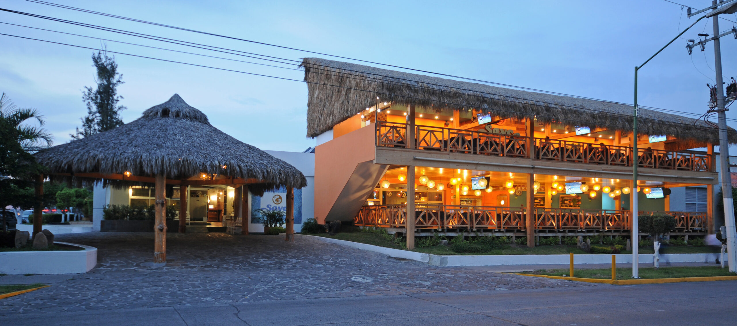 restaurante save av mexico