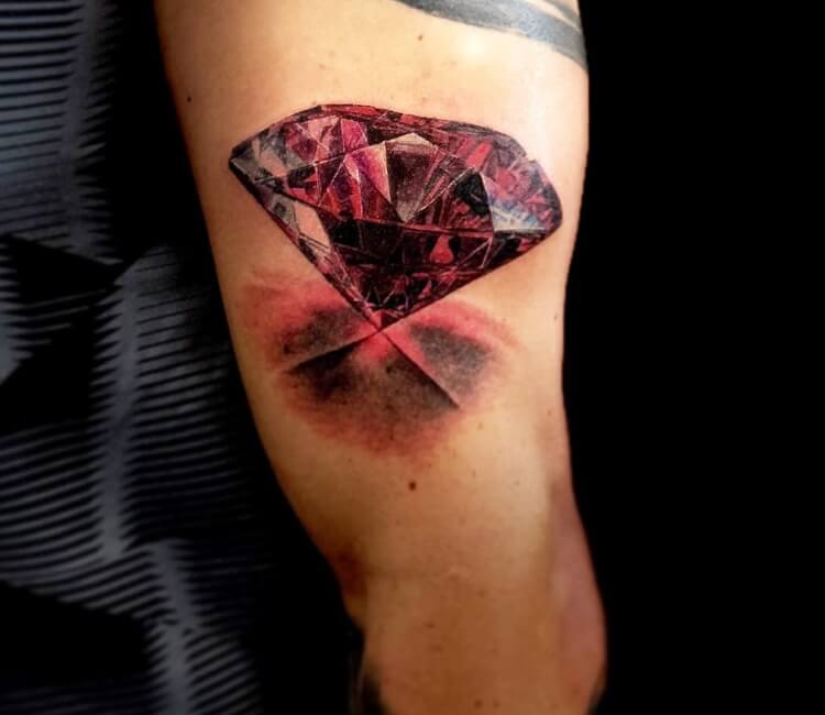 diamond tattoo red