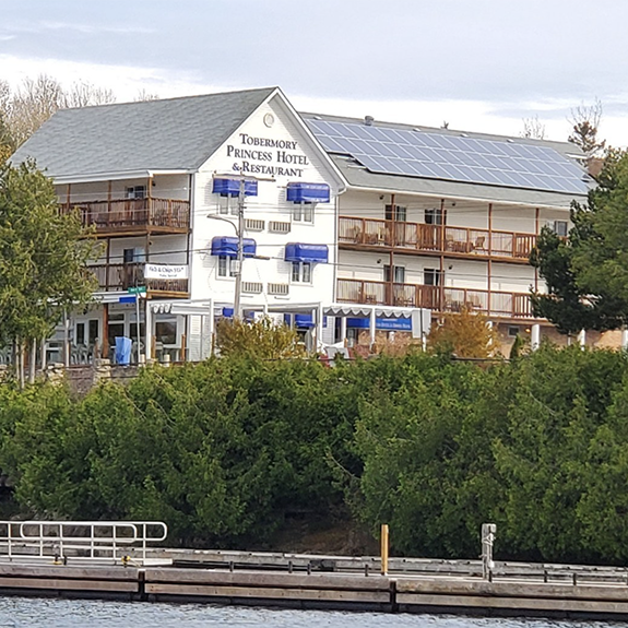 tobermory canada hotels