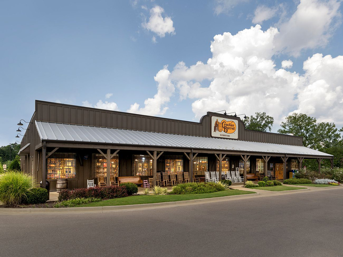 cracker barrel old country store near me