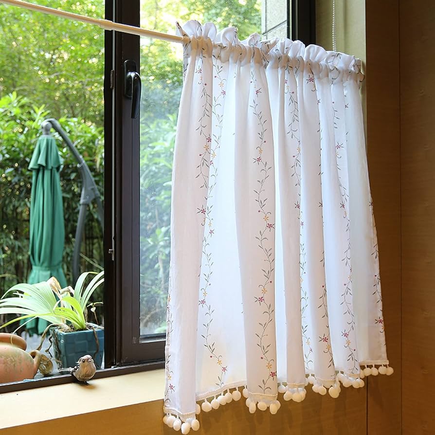 cortinas para ventanas pequeñas