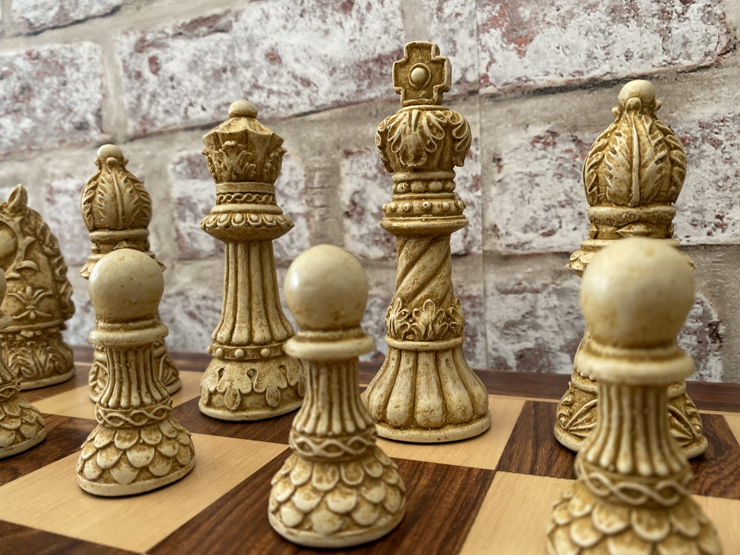 luxury chess sets canada