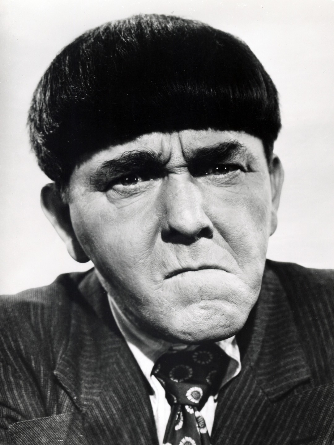 moe howard the three stooges