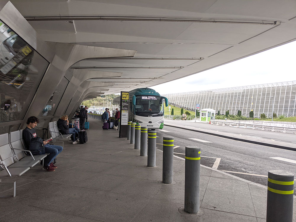 bus san sebastian to bilbao airport