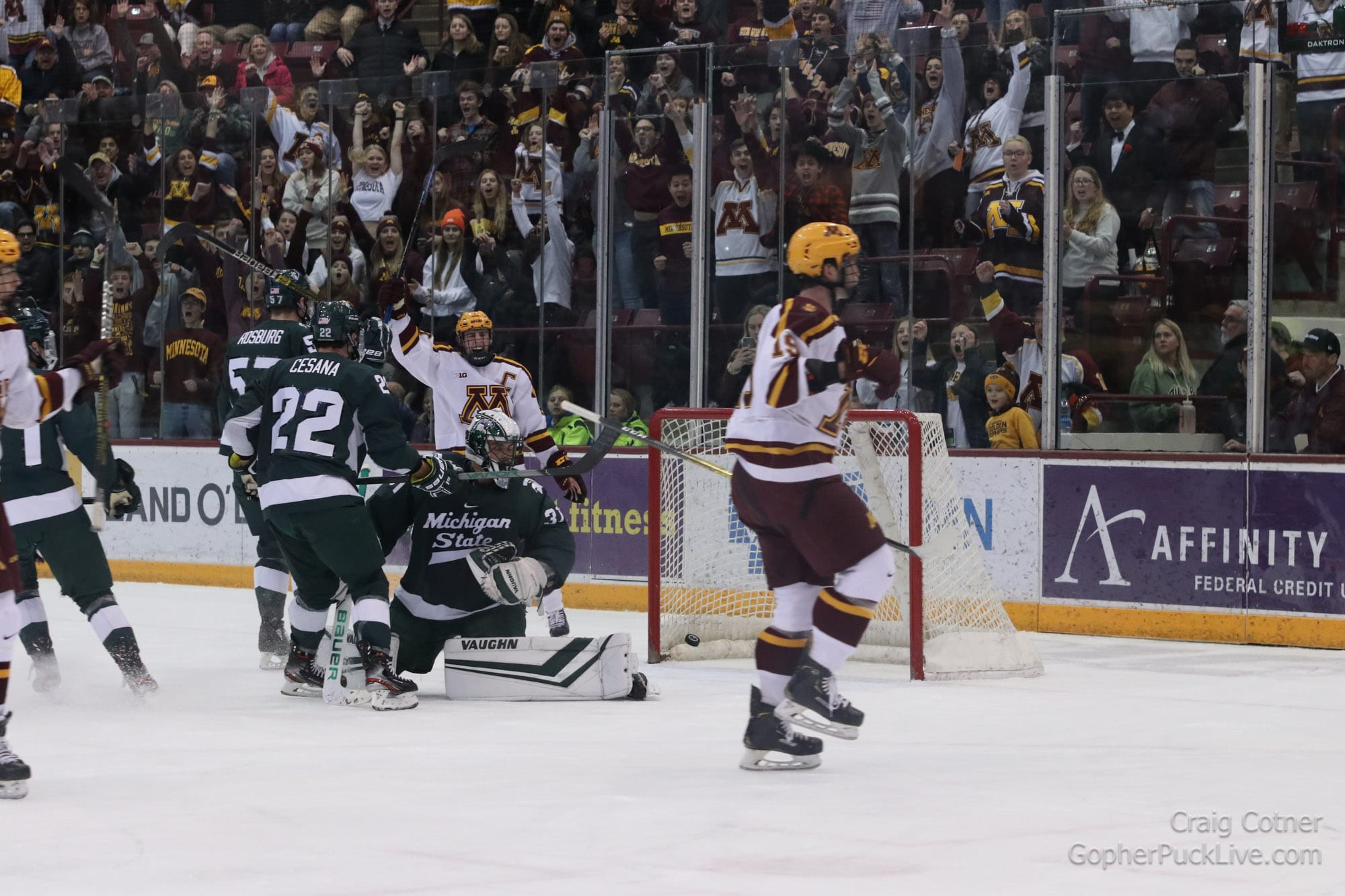 gopher hockey record