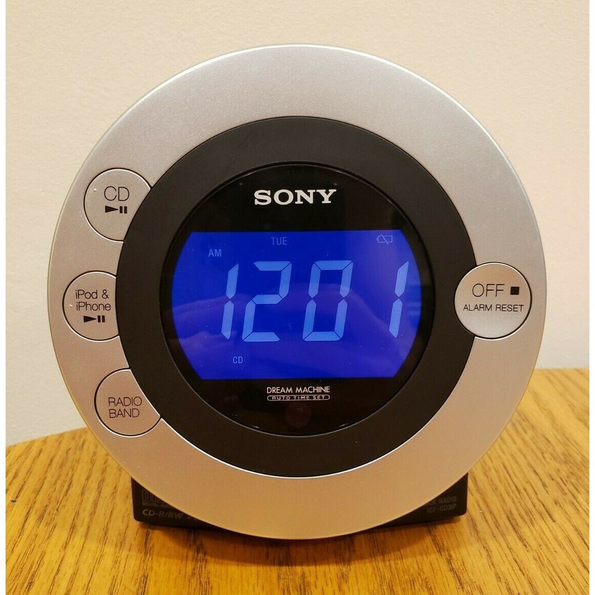 sony dream machine clock