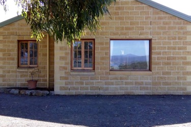 glaziers bay cottage