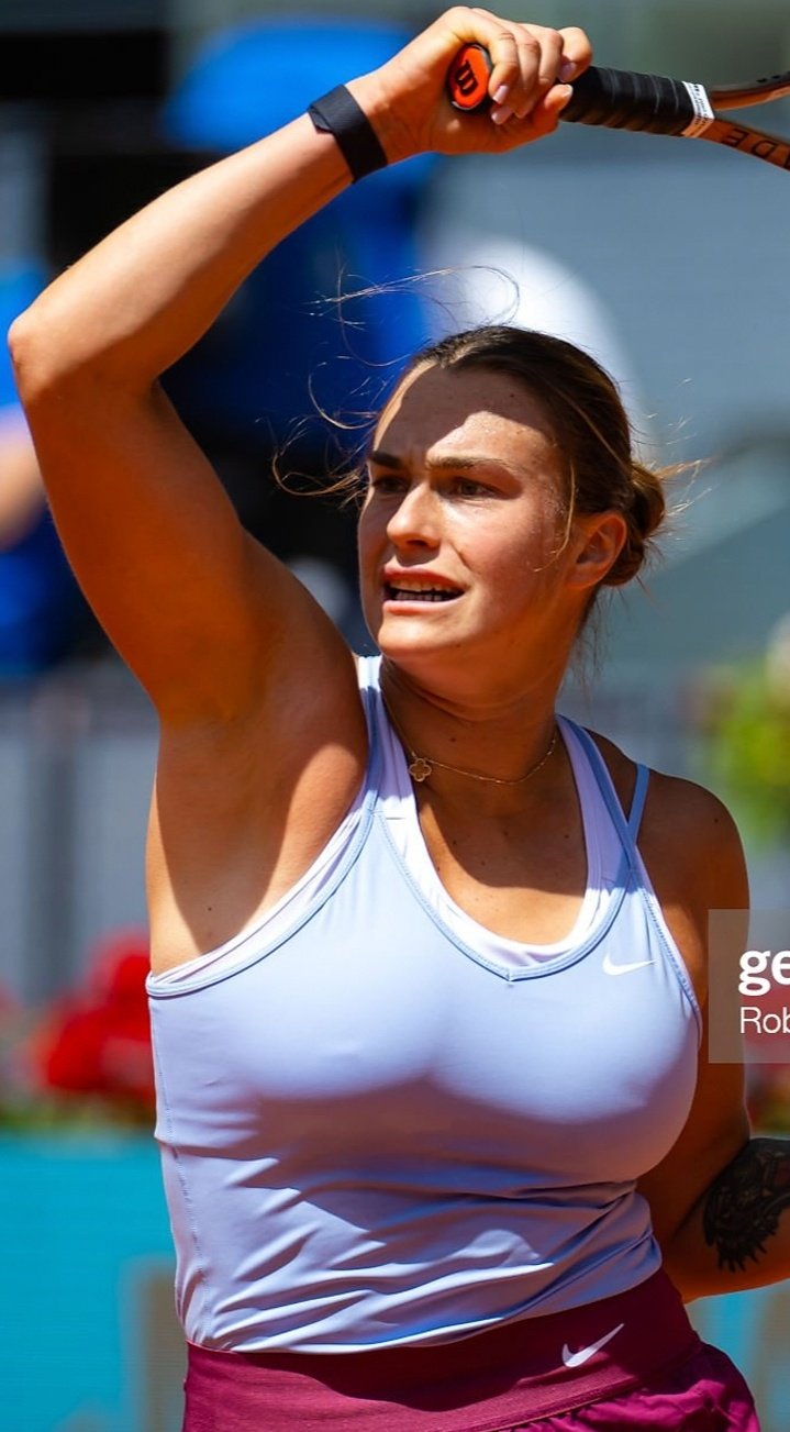 sabalenka tits