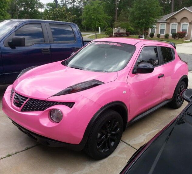 pink nissan juke