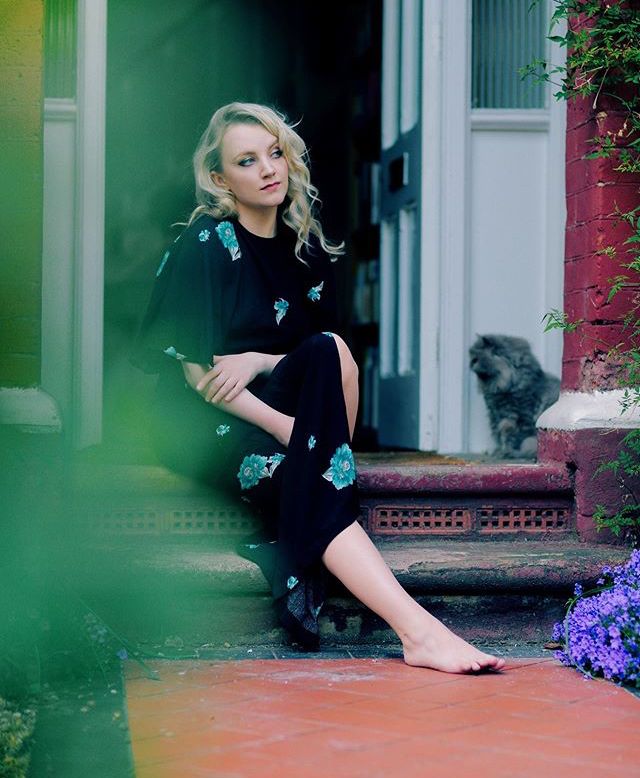 evanna lynch feet