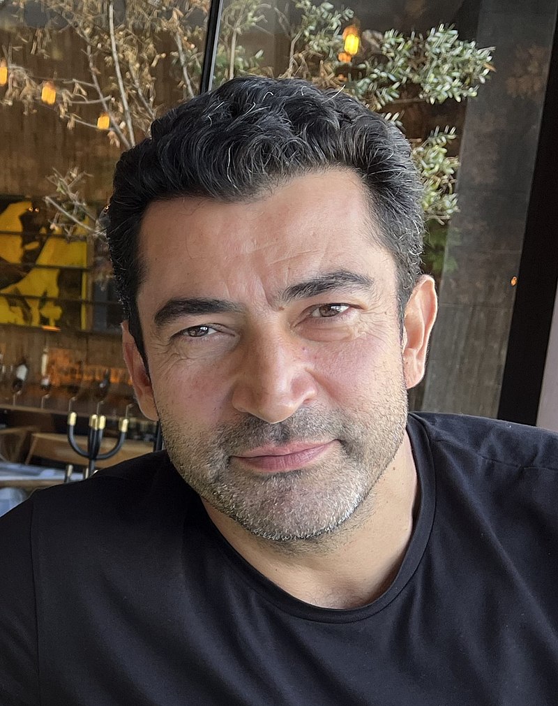 kenan imirzalıoğlu hangi üniversiteden mezun