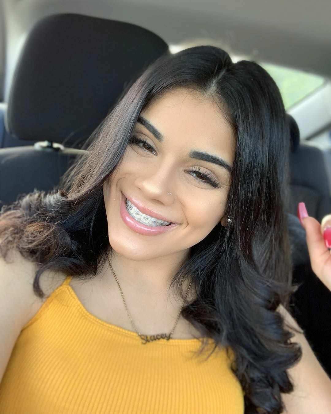 latina braces