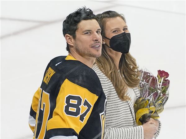 is sidney crosby married