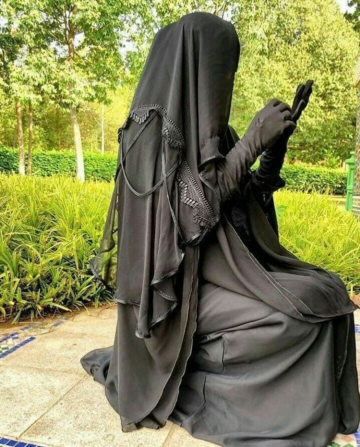 burqa sexy