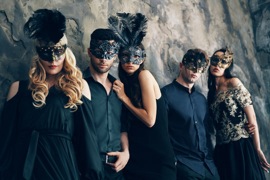 masquerade clothing for men