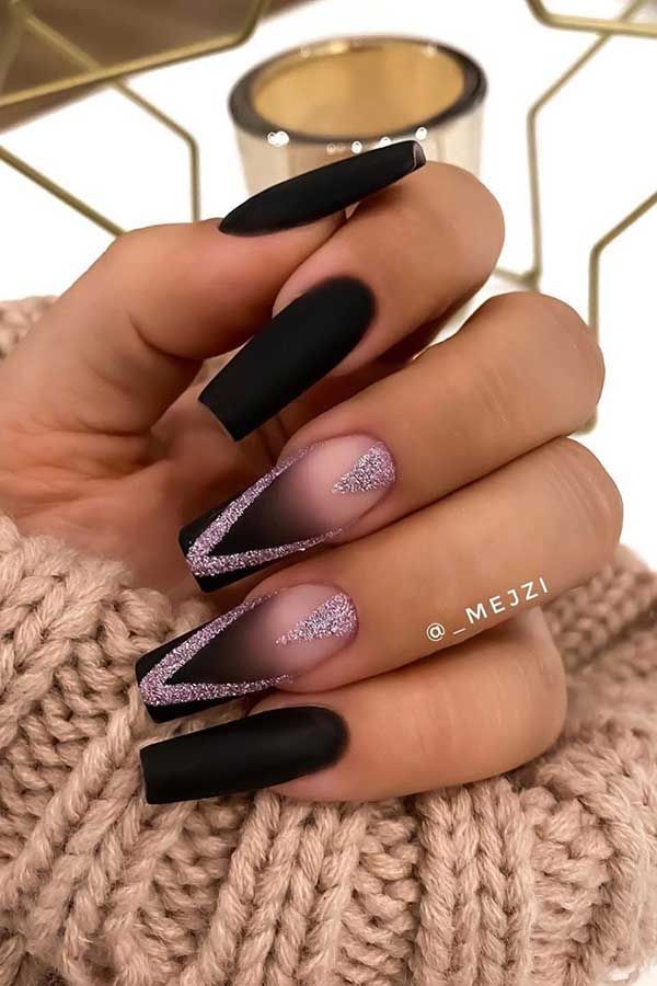 acrylic nails designs black