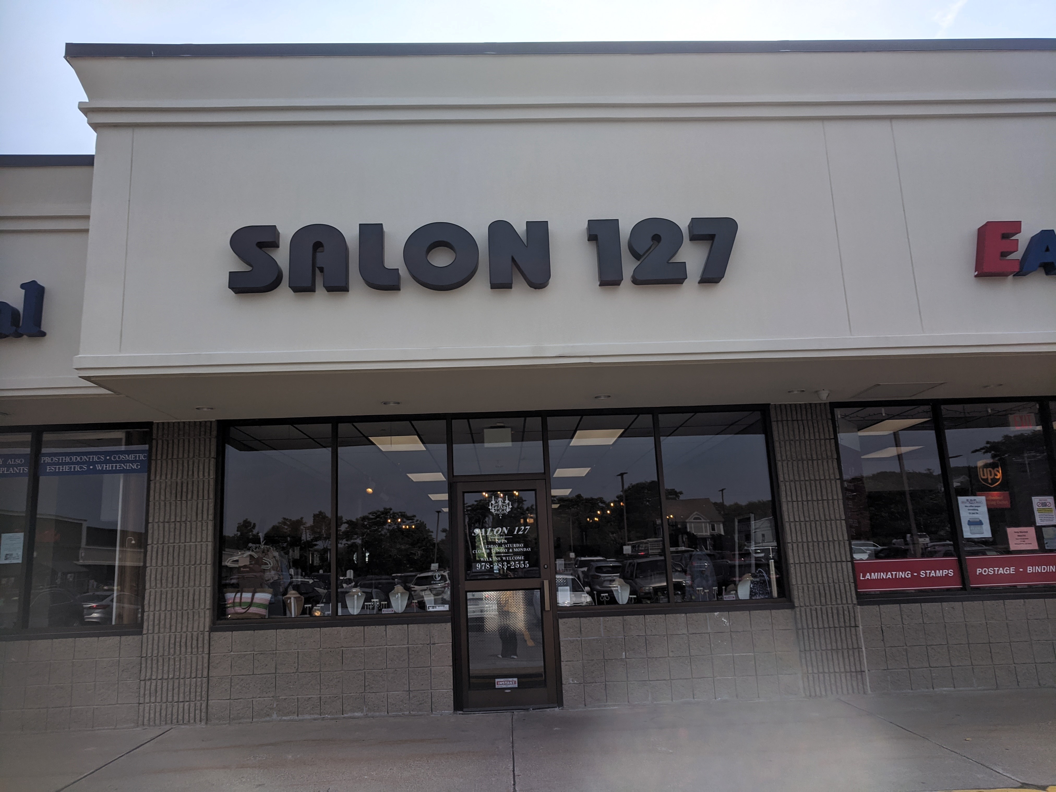 salon 127 gloucester