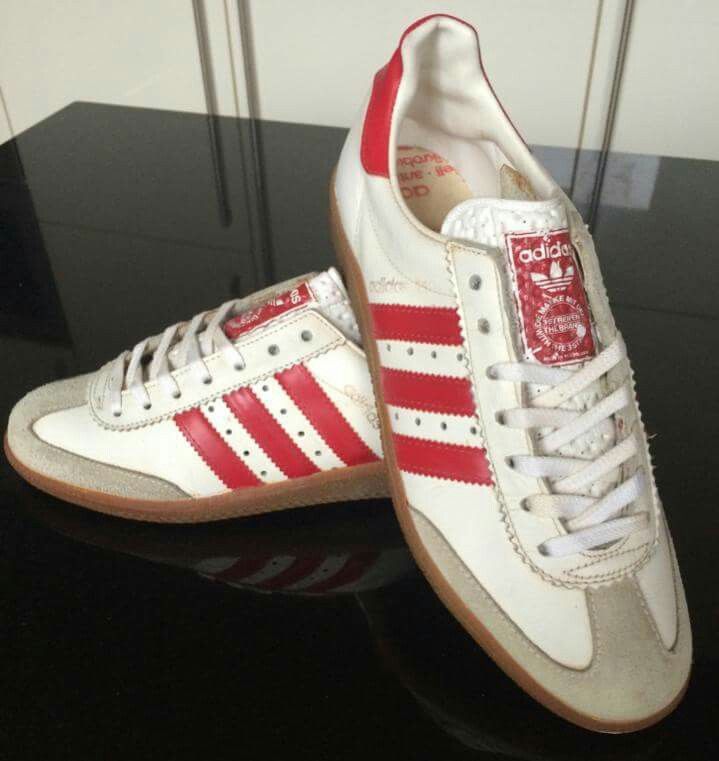 adidas 250 trainers