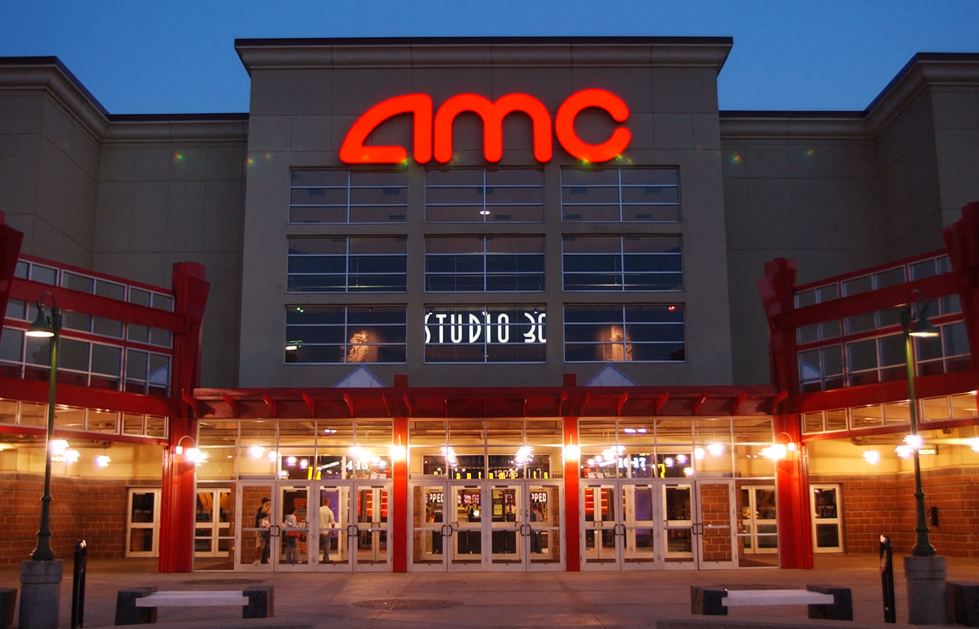 amc entertainment holdings inc