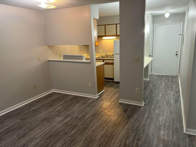 2 bedroom unit for rent in auburn