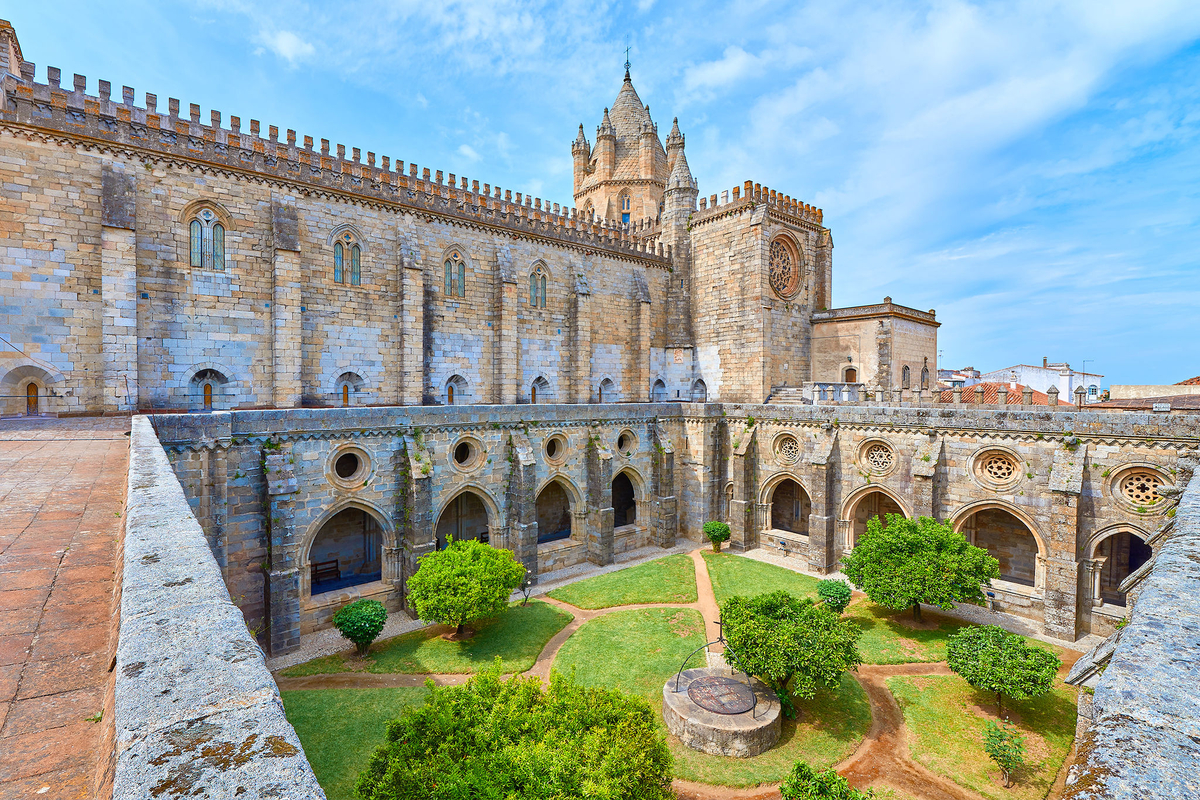 evora portugal weather